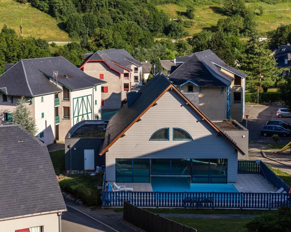Entre Montagne Et Riviere Apartment Arreau Bagian luar foto